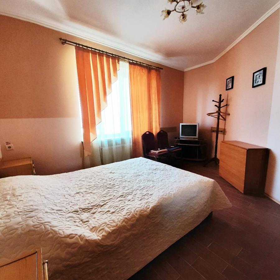 Motel Seven Stars Sumy Exterior foto